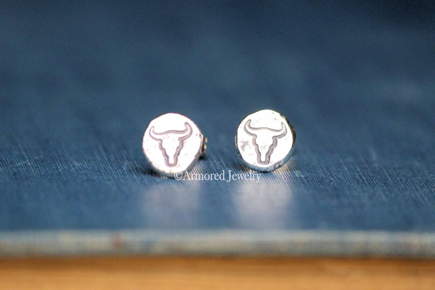 Sterling Silver Longhorn Steer Pebble Stud Earrings