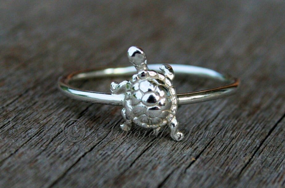 Sterling Silver Tiny Turtle Ring